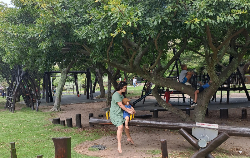 kids playpark Green Point Park