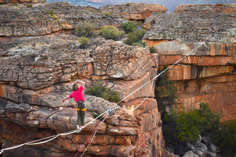 sean chater highlining in rocklands